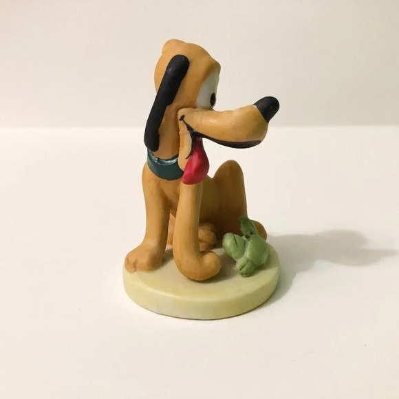 Vintage Walt  Disney Gift Ware Pluto with Crab Figurine Taiwan - Picture 2 of 14